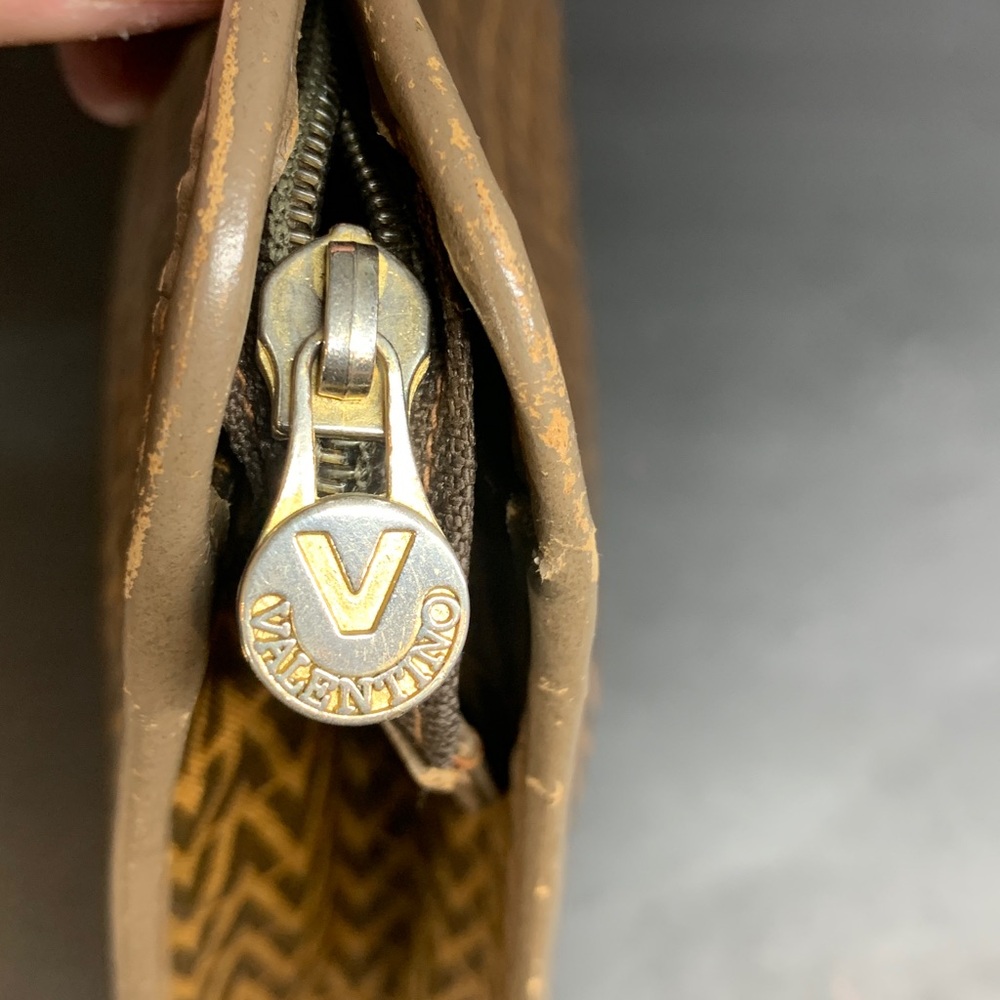 Vintage Mario Valentino Logo Clutch | Made in Italy Designer Pouch - Picture 6 of 9
